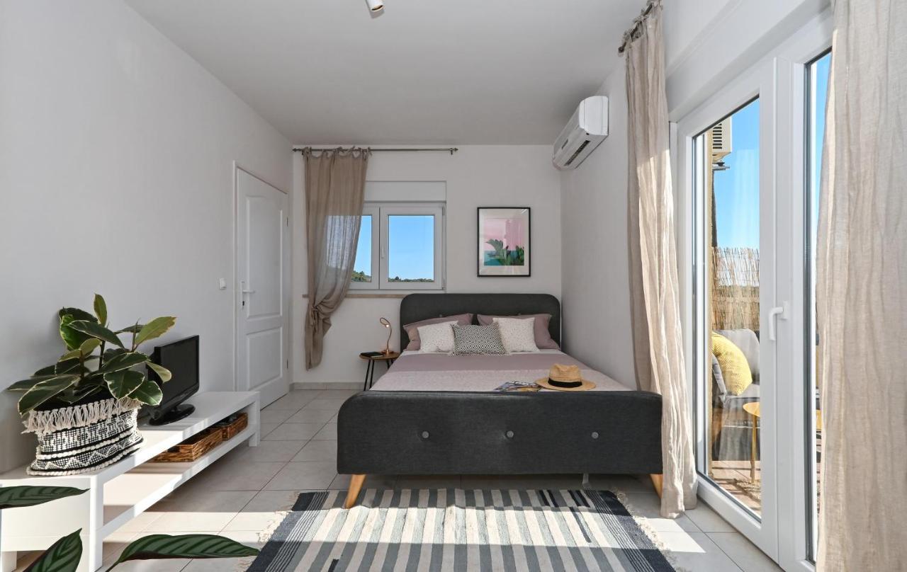 Dream Apartment Milna ミルナ エクステリア 写真